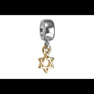 Pandora retired Star of David